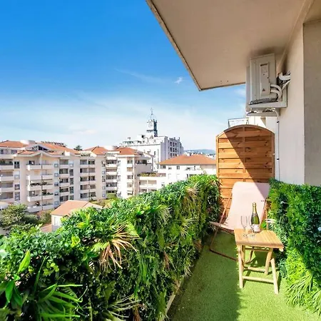 Appartement The Jungle - Jacuzzi, Sauna & Projector Cannes
